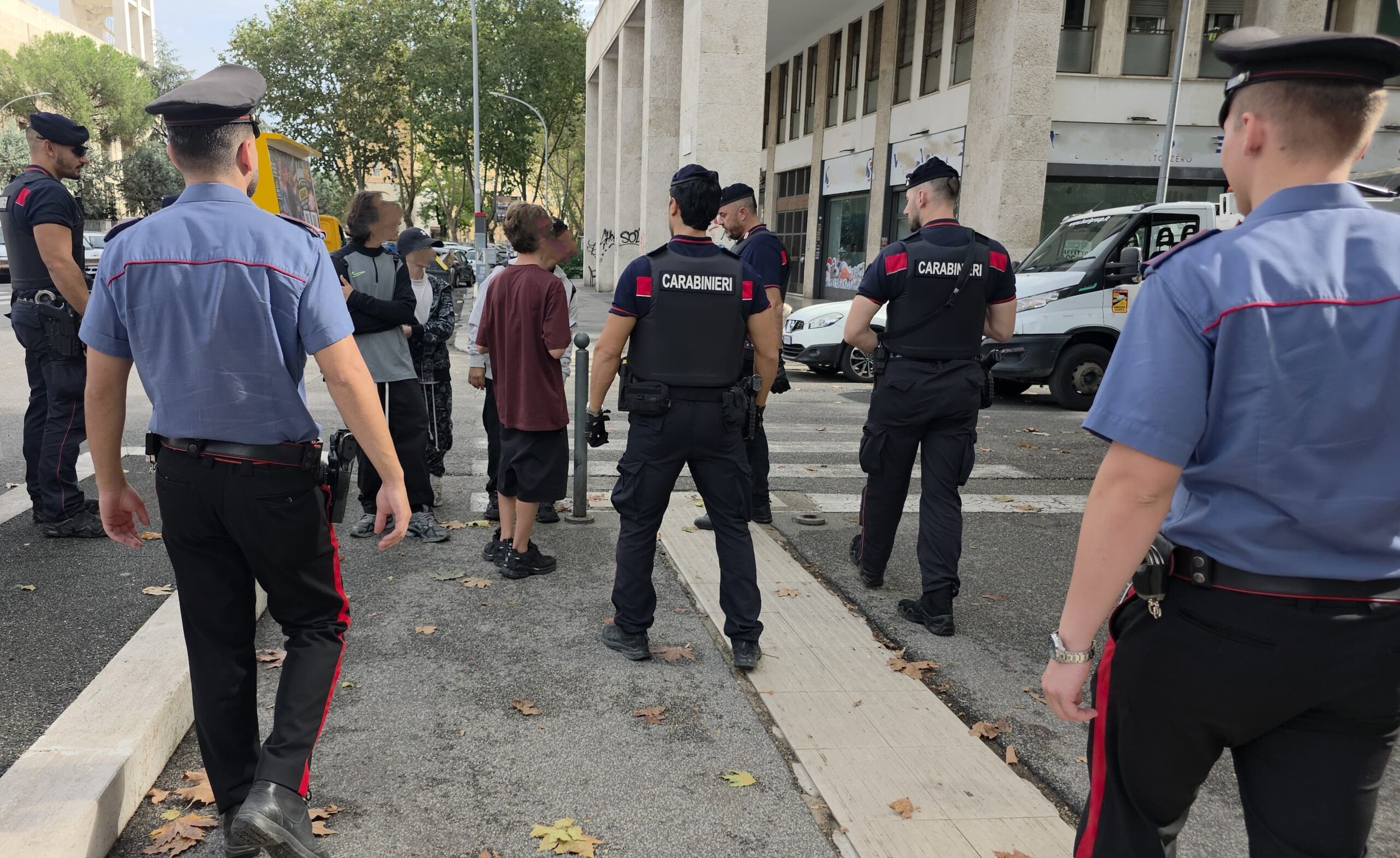 CASILINA_-_Controlli_dei_Carabinieri_con_gli_assetti_specializzati__1_