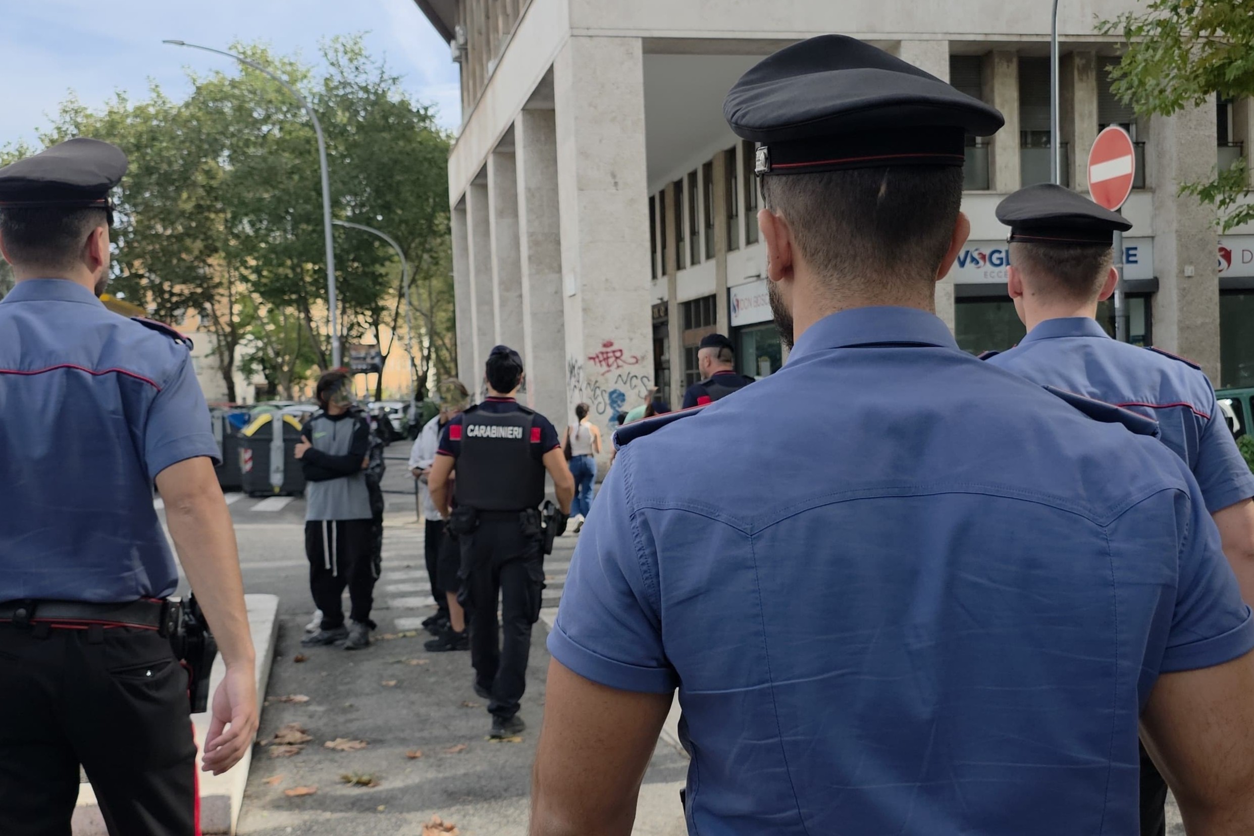 CASILINA_-_Controlli_dei_Carabinieri_con_gli_assetti_specializzati__2_