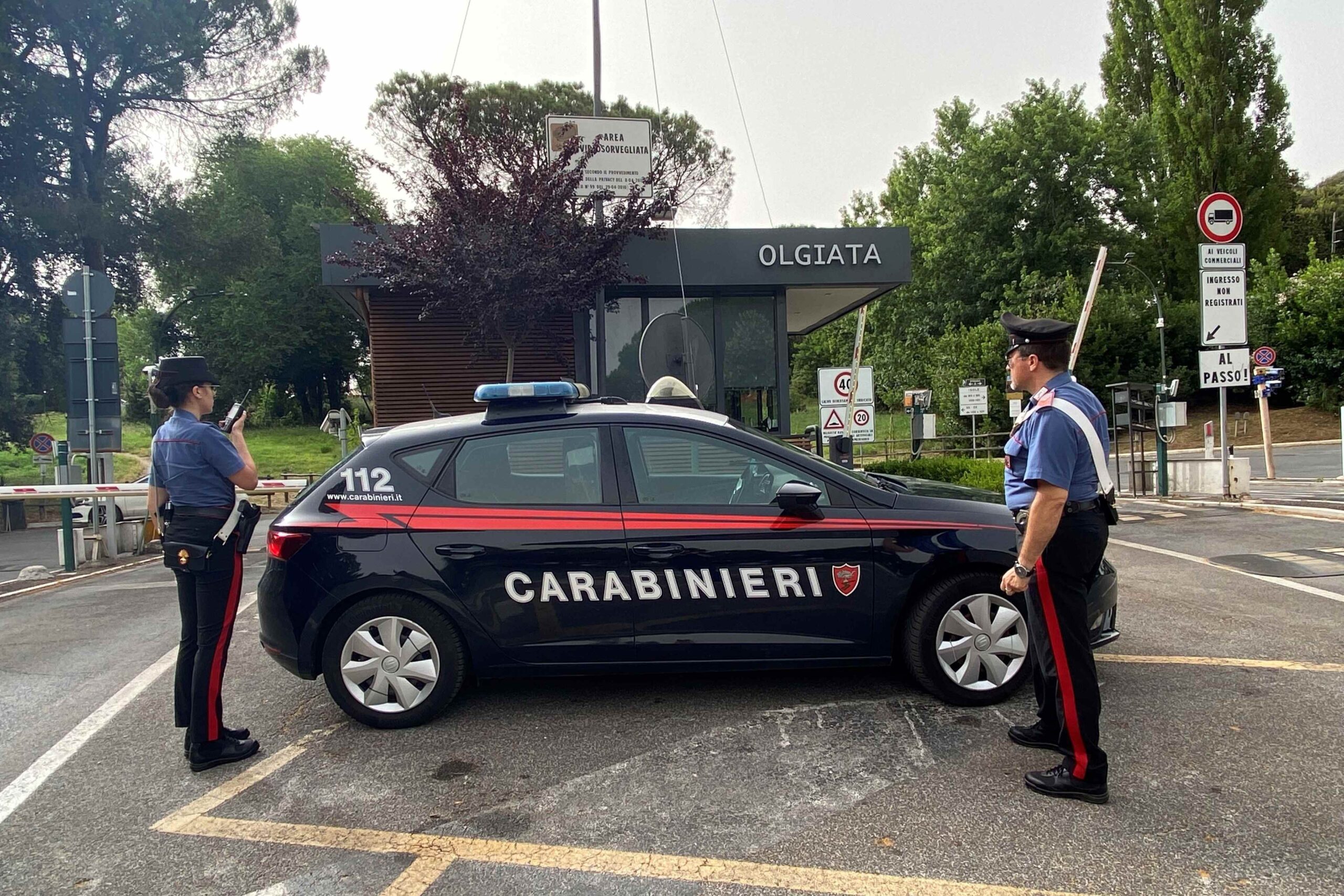 CASSIA_-_Controlli_dei_Carabinieri_a_Roma_nord__3_