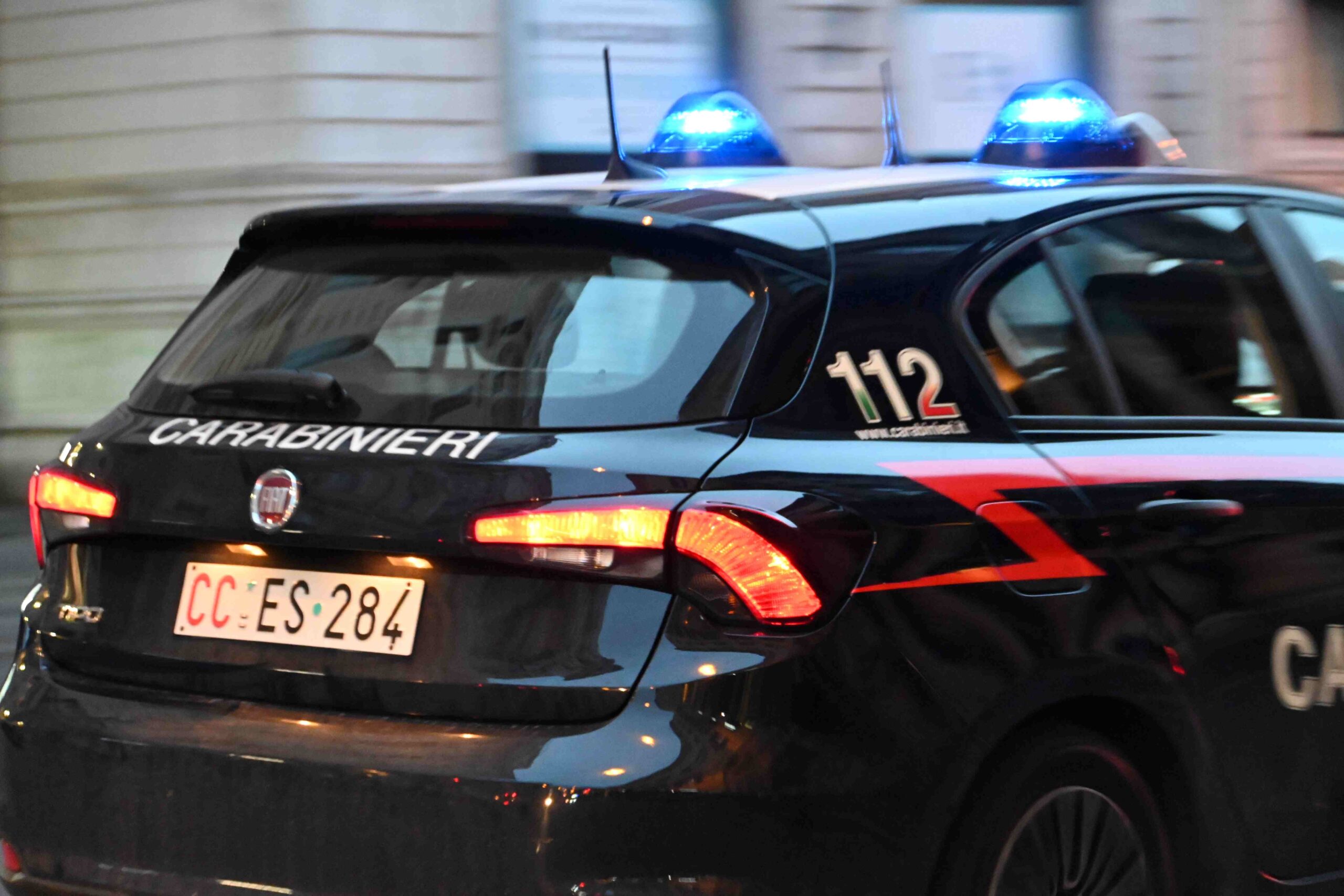 CENTRO_-_I_Carabinieri_di_piazza_Farnese_intervenuti__2_