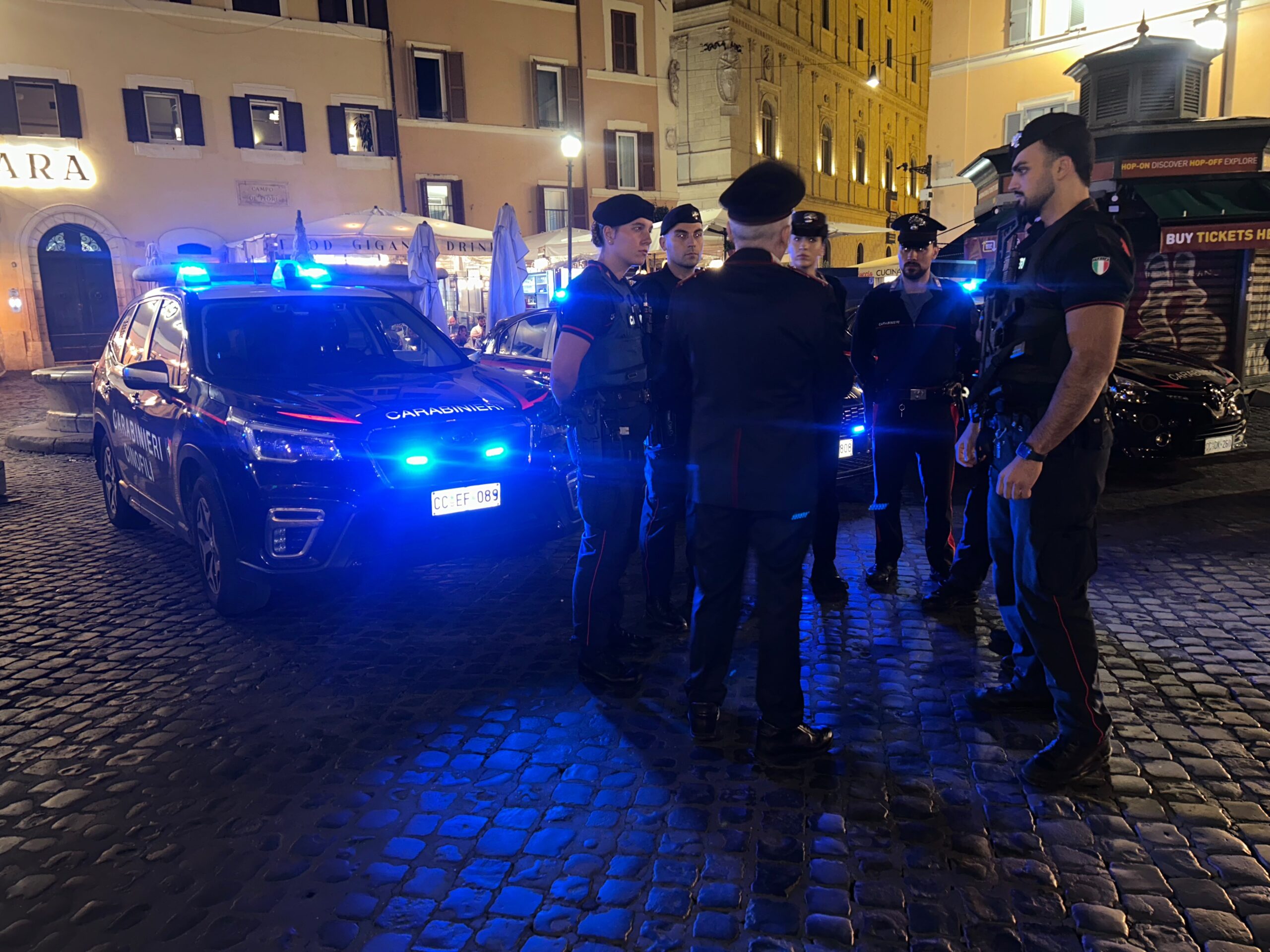 CENTRO_-_I_Controlli_dei_Carabinieri_nel_centro_storico__4_