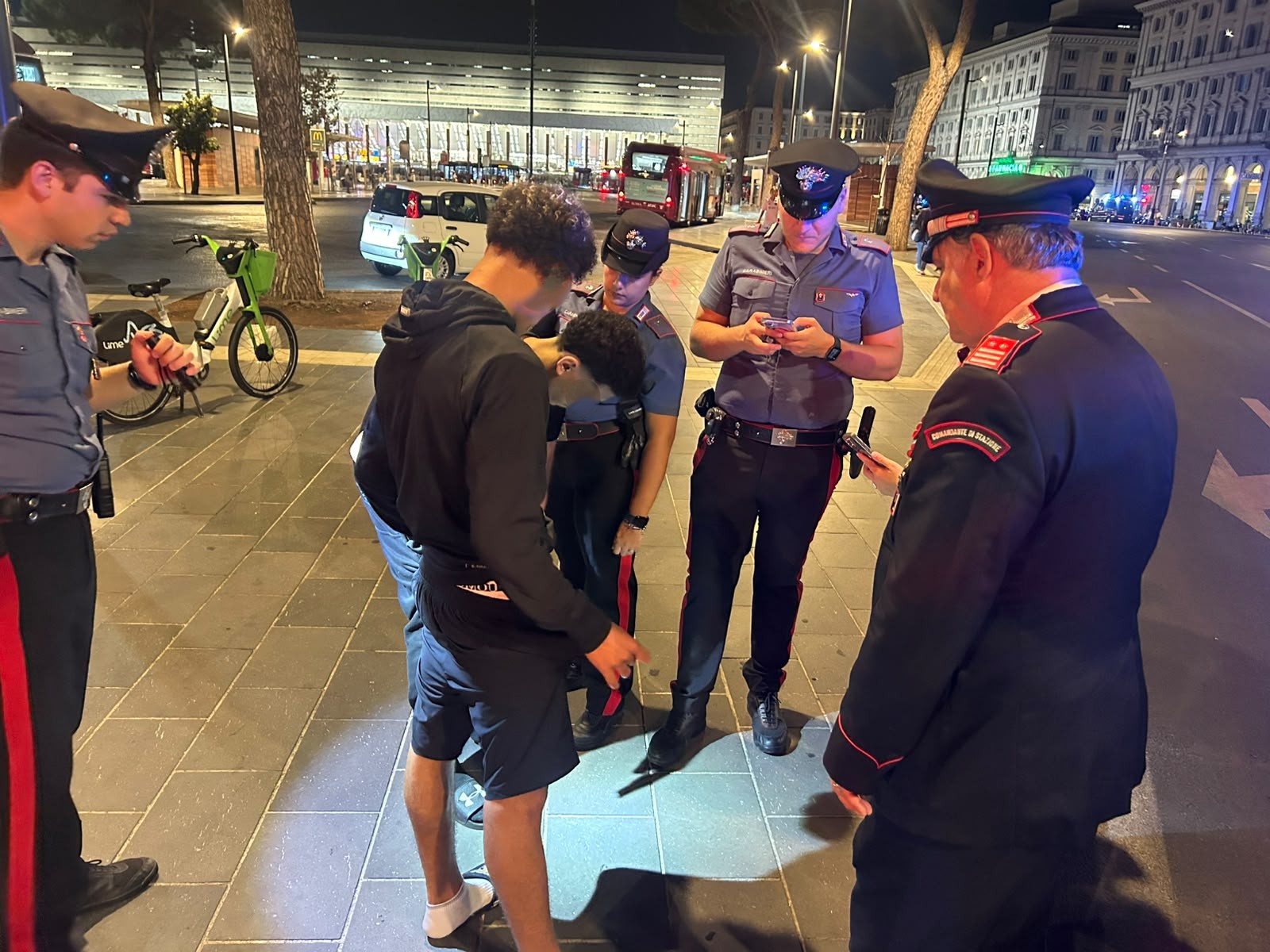CENTRO_-_I_controlli_dei_Carabinieri__1_