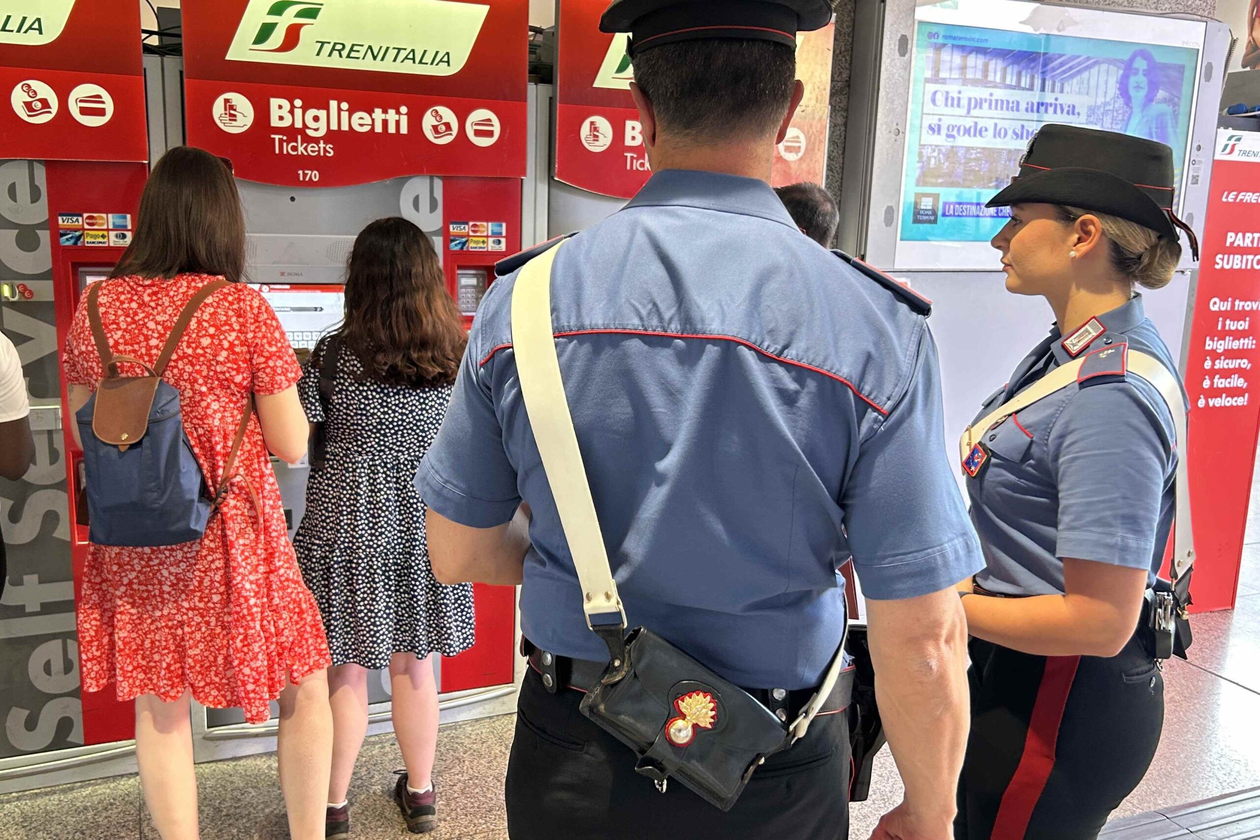 CENTRO_-_I_controlli_dei_Carabinieri_nel_centro_storico__6_
