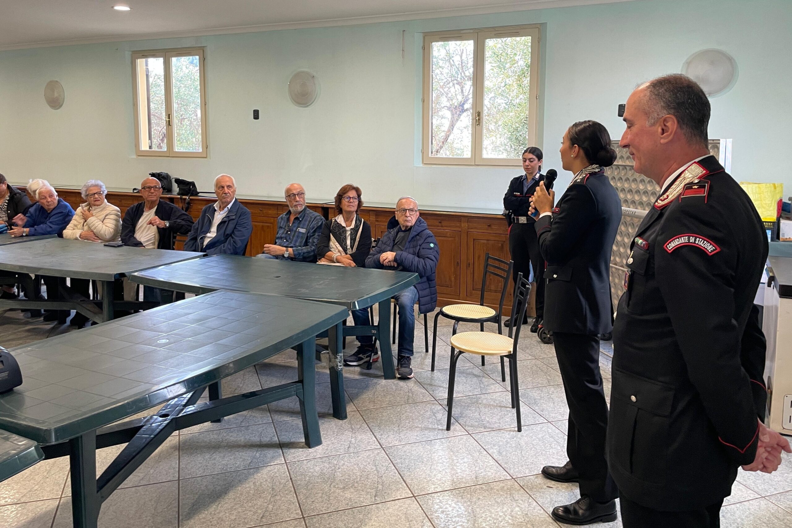 EUR_-_Incontro_con_i_Carabinieri_nella_parrocchia_Santa_Maria_del_Rosario__1_