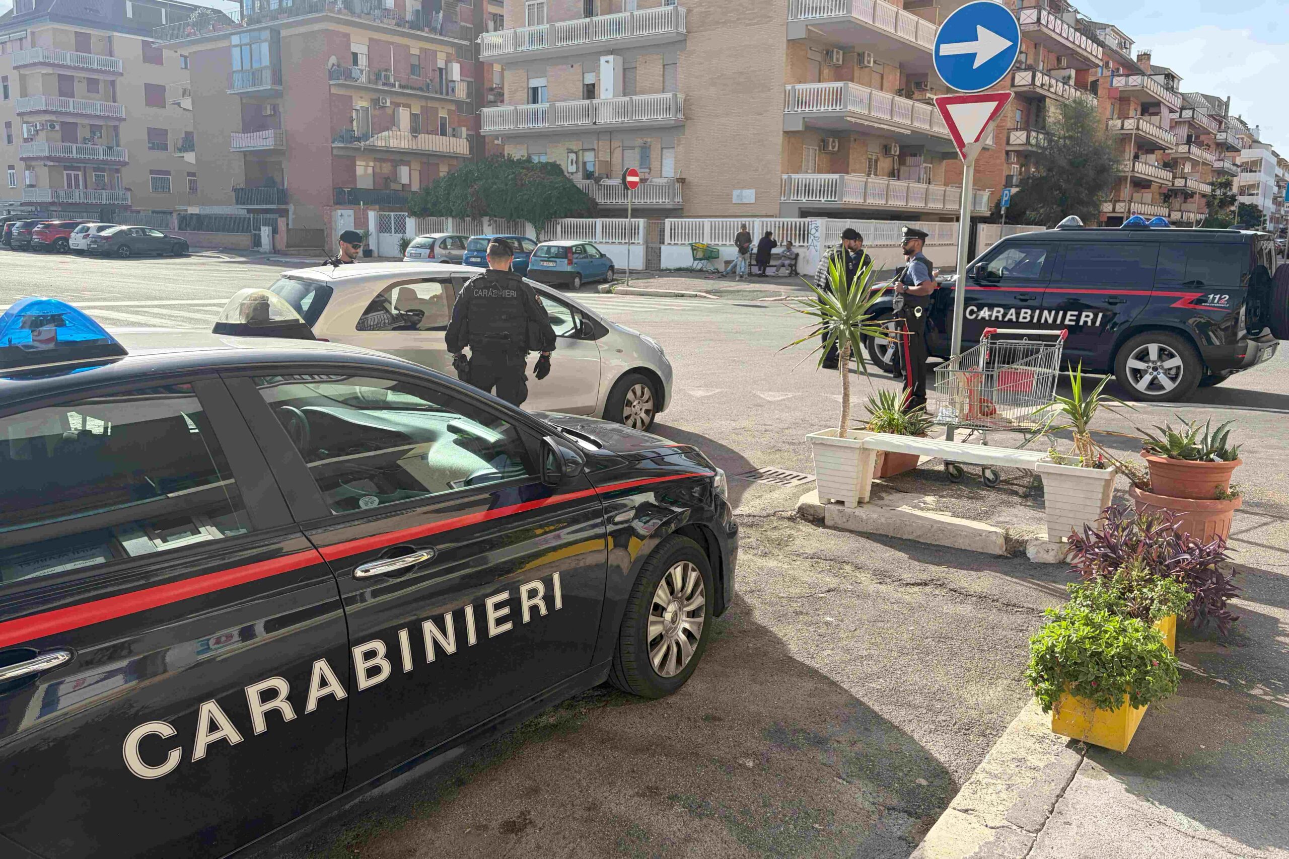 OSTIA_-_Controlli_dei_Carabinieri_sul_litorale_con_il_7_e_13__Reggimento__6_