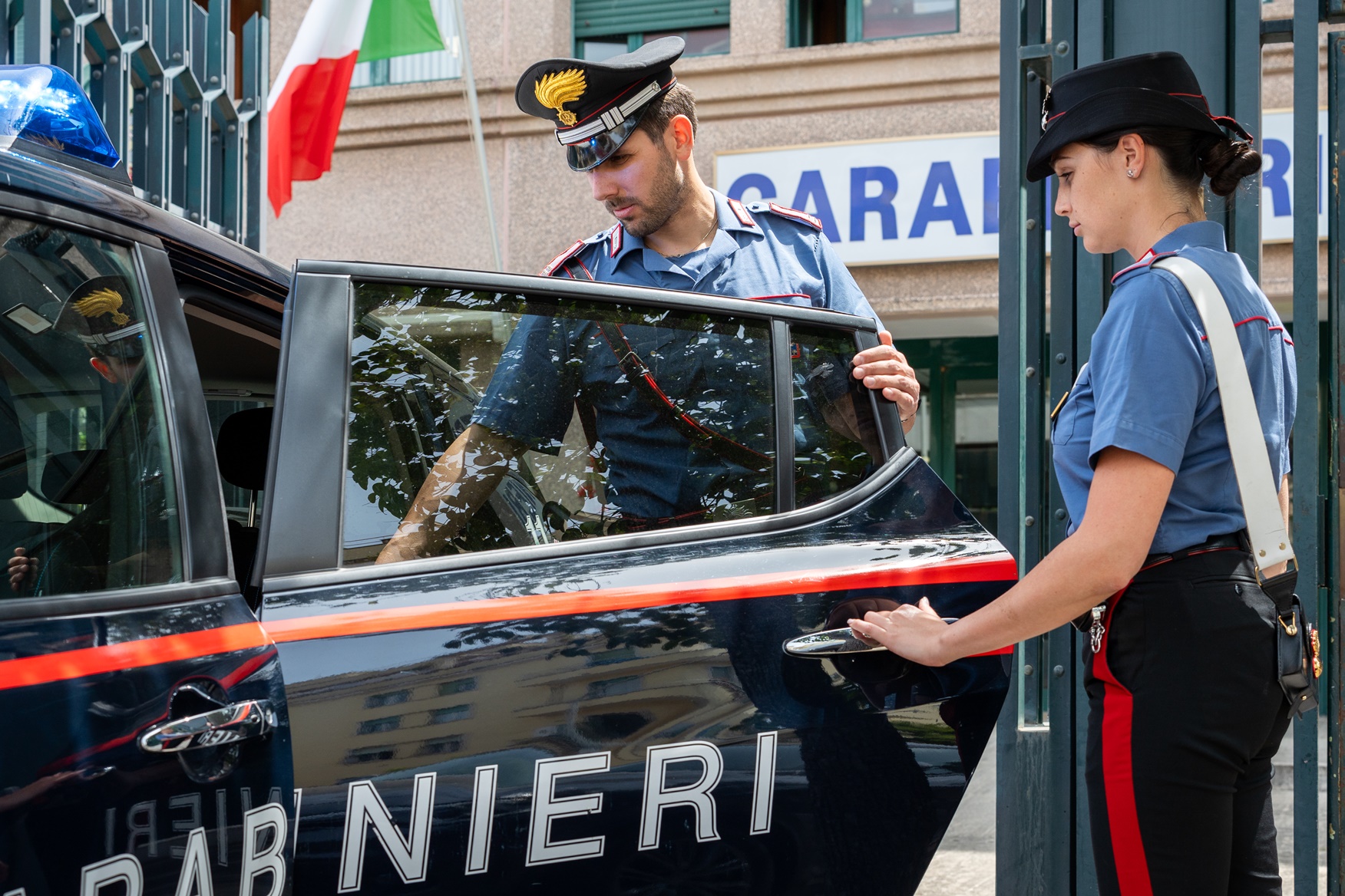 PARIOLI_-_I_Carabinieri_durante_i_controlli__3_