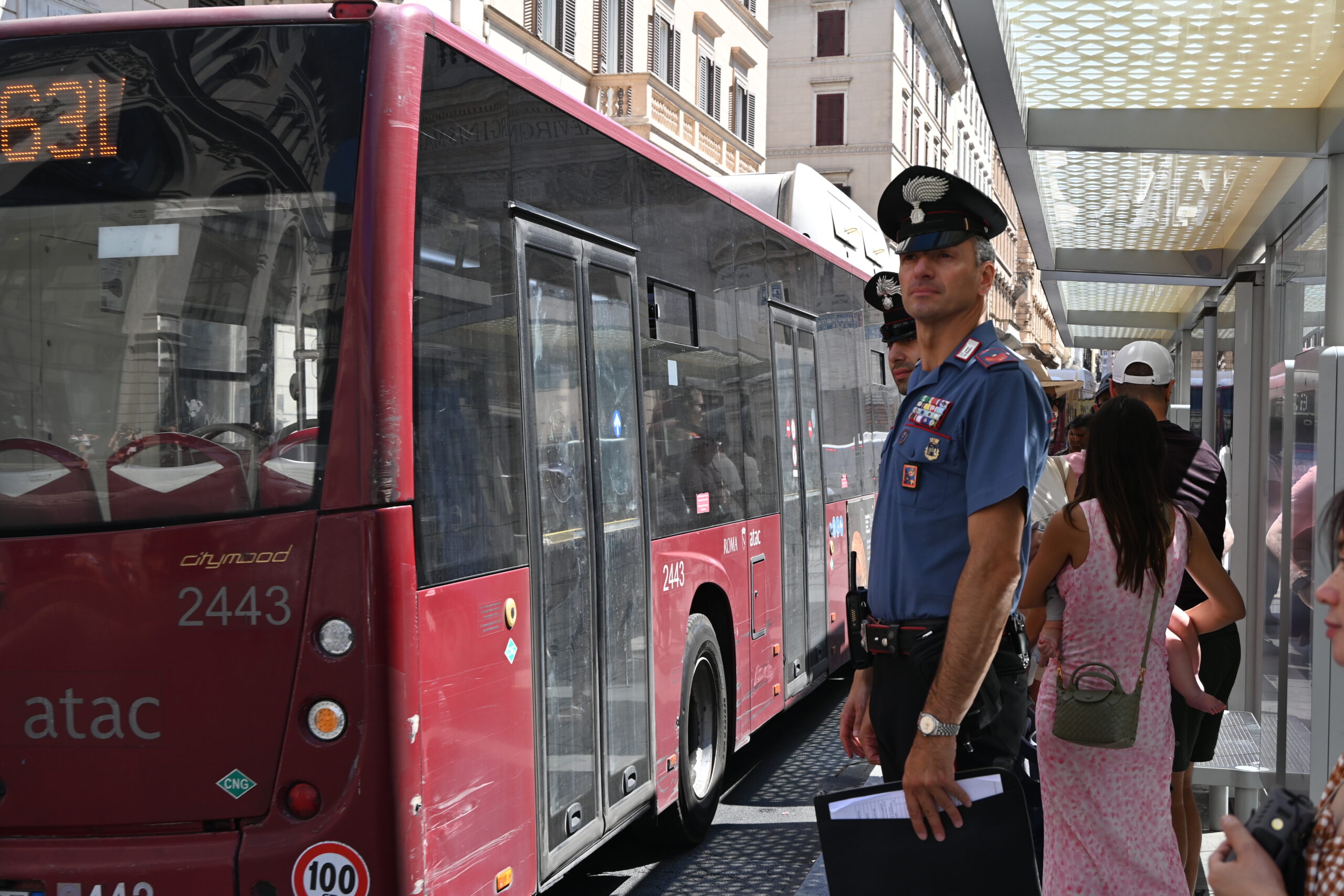 PROVINCIALE_-_I_Carabinieri_intervenuti__4_