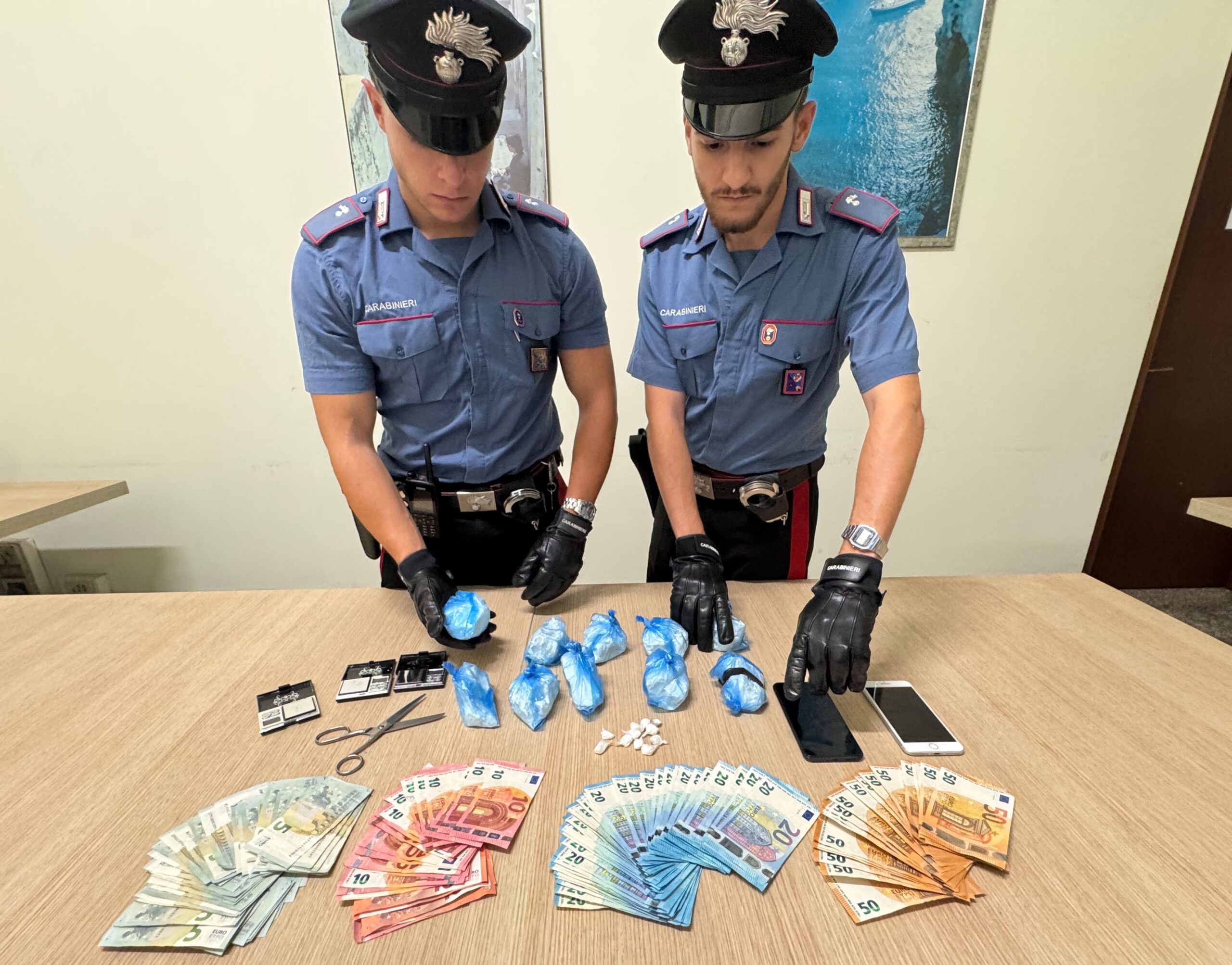 PROVINCIALE_-_Oltre_1_kg_di_cocaina_sequestrati_dai_Carabinieri_della_Compagnia_Roma_Eur__1_