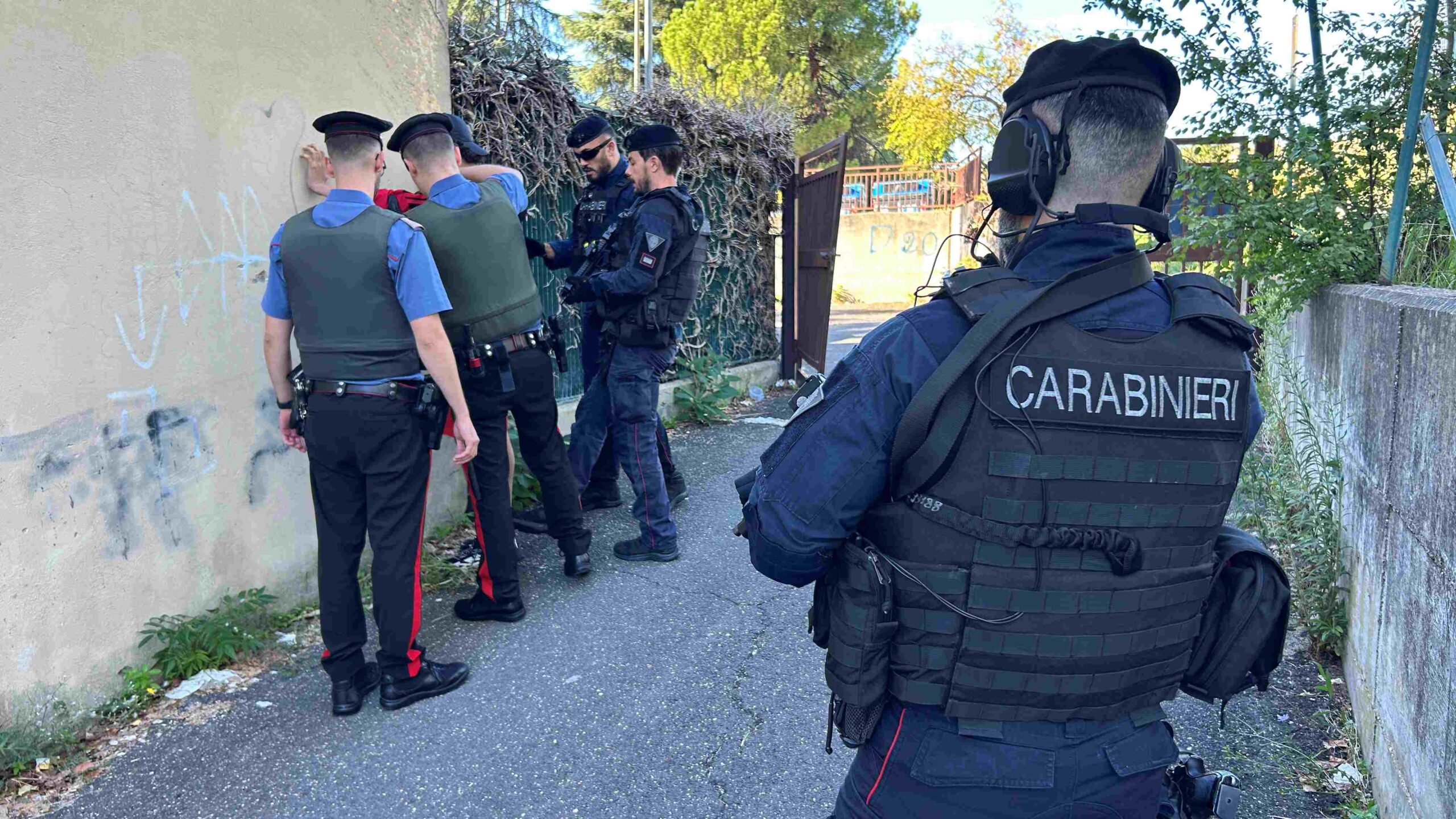 TIVOLI_-_Controlli_dei_Carabinieri_a_Ponte_di_Nona__6_